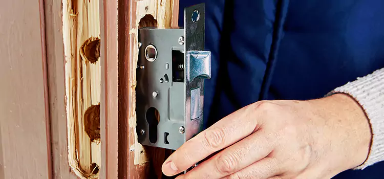 Garage Door Lock Replacement Woodbury